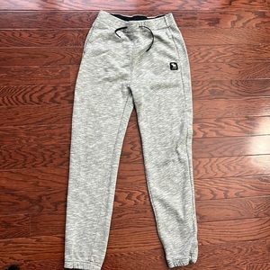 1 pair Abercombe kids joggers size 15/16